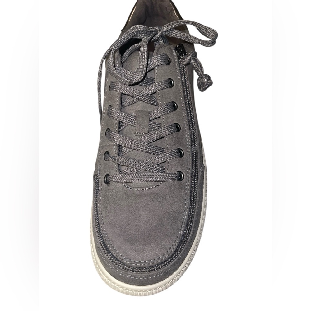 BILLY FOOTWEAR CONFORT SUEDE LO WOMEN GRAY COLOR WRAP-AROUND ZIPPER SIZE 9.5 M